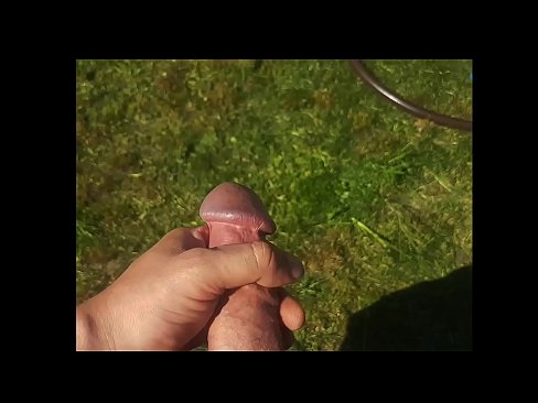 ❤️ Hottie krijt har rôze kut neukt en komt mei in spuit yn in simmertún ☑ Pornofideo by wy ﹏